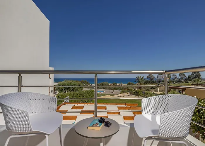 Petalutha Rhodes Kolymbia